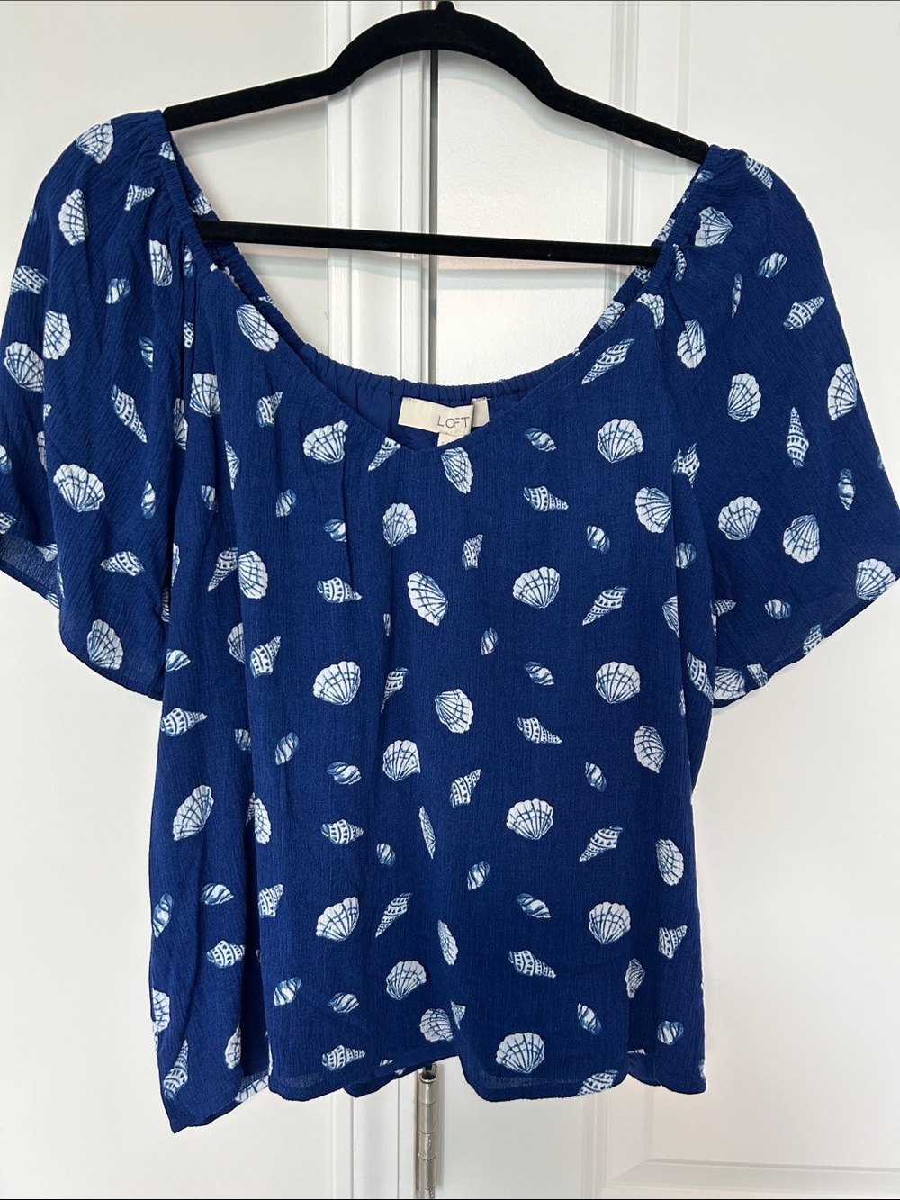 LOFT Navy Shell-Print Short Sleeve Blouse